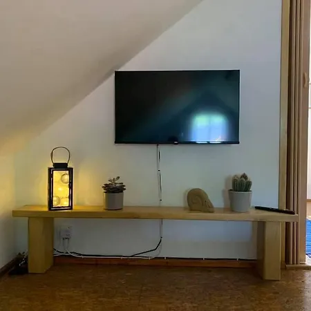 Apartman U Ruzi Διαμέρισμα *